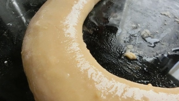 Una película de aceite que la masa absorberá.