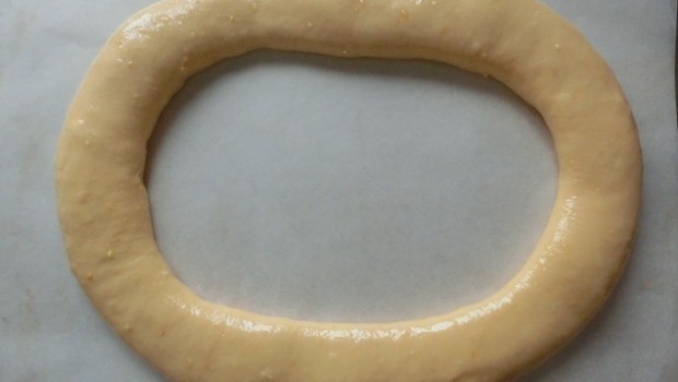 Colocamos sobre papel de hornear en bandeja.