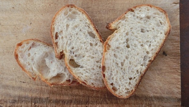 Miga del pan con Txakinarto escaldado