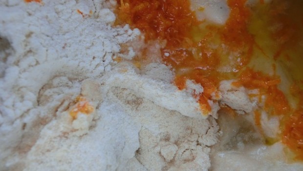 Con una parte de trigo duro, ralladura de naranja y AOVE.