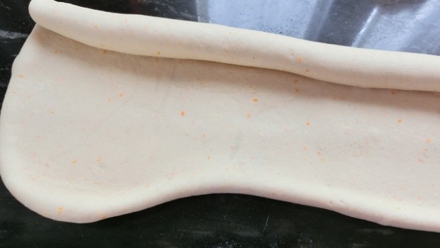 Formar barras, laminadola masa.