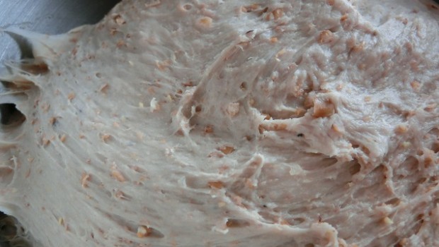 Tras el amasado cambia mucho su aspecto.